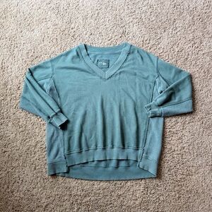 Women’s Aerie Vacay Every Day V Neck Sweatshirt Green Size Medium